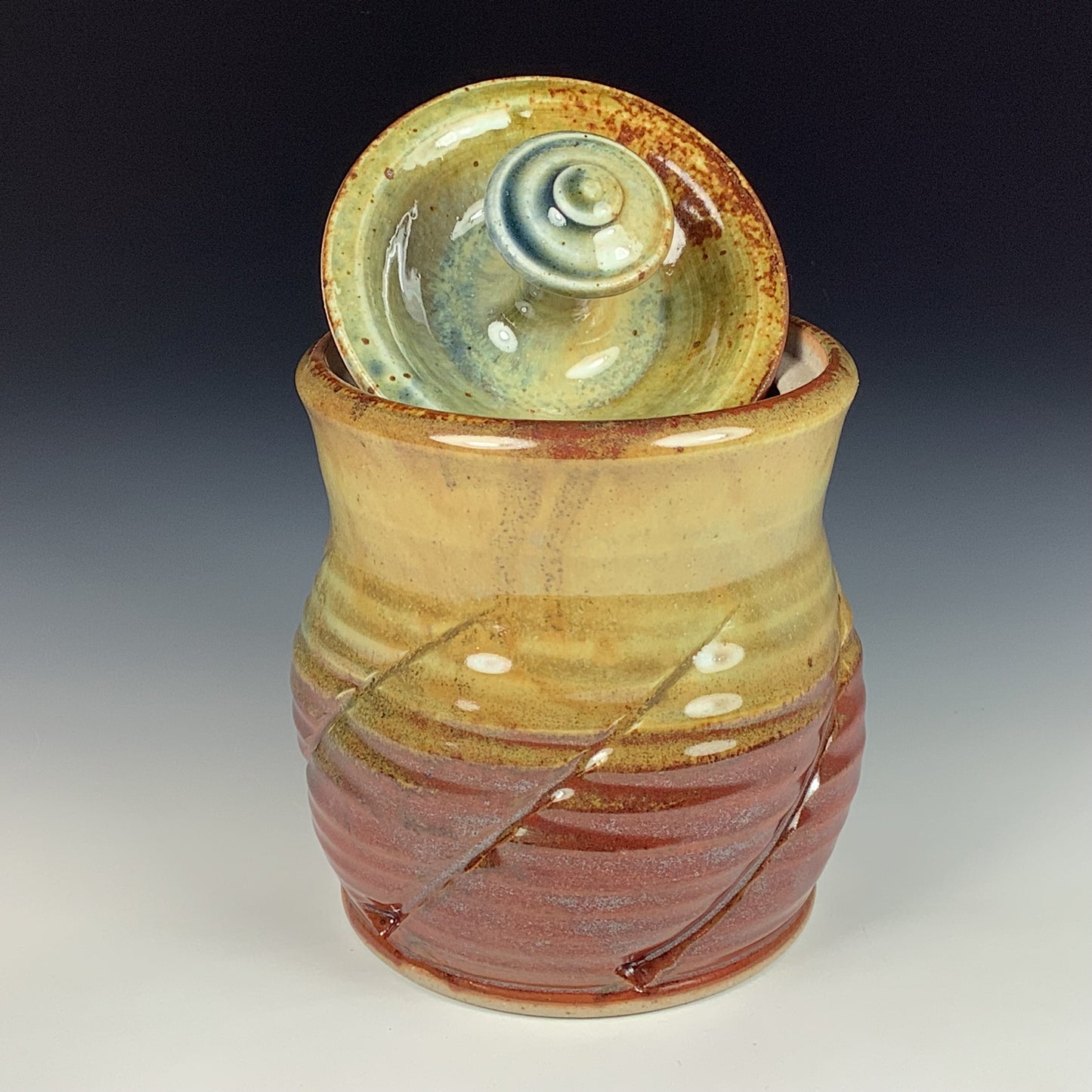 Handmade stoneware art ceramic pottery sugar jar - iron red with white ash twist item 3888